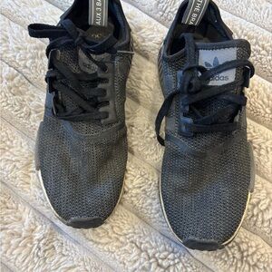adidas NMD R1
Grey Three Men’s US 10 Sneakers